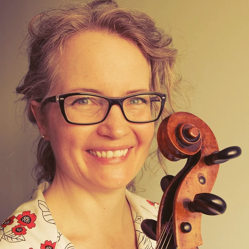 Cellist Sarah Walder